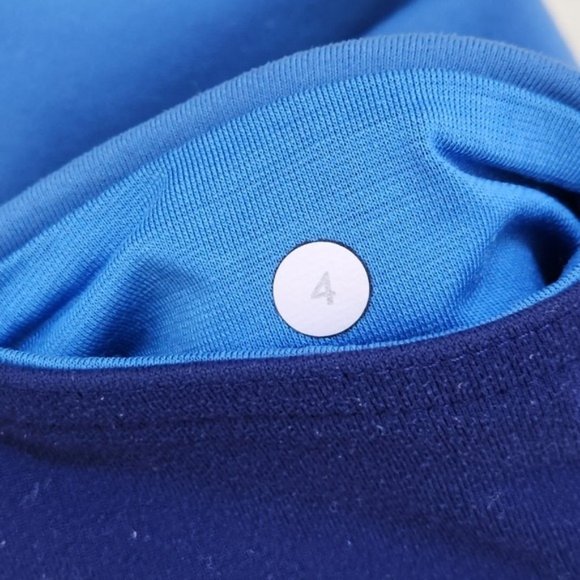 Lululemon wonder Under crop reversible Navy/blue, Size 4 - Picture 4 of 12